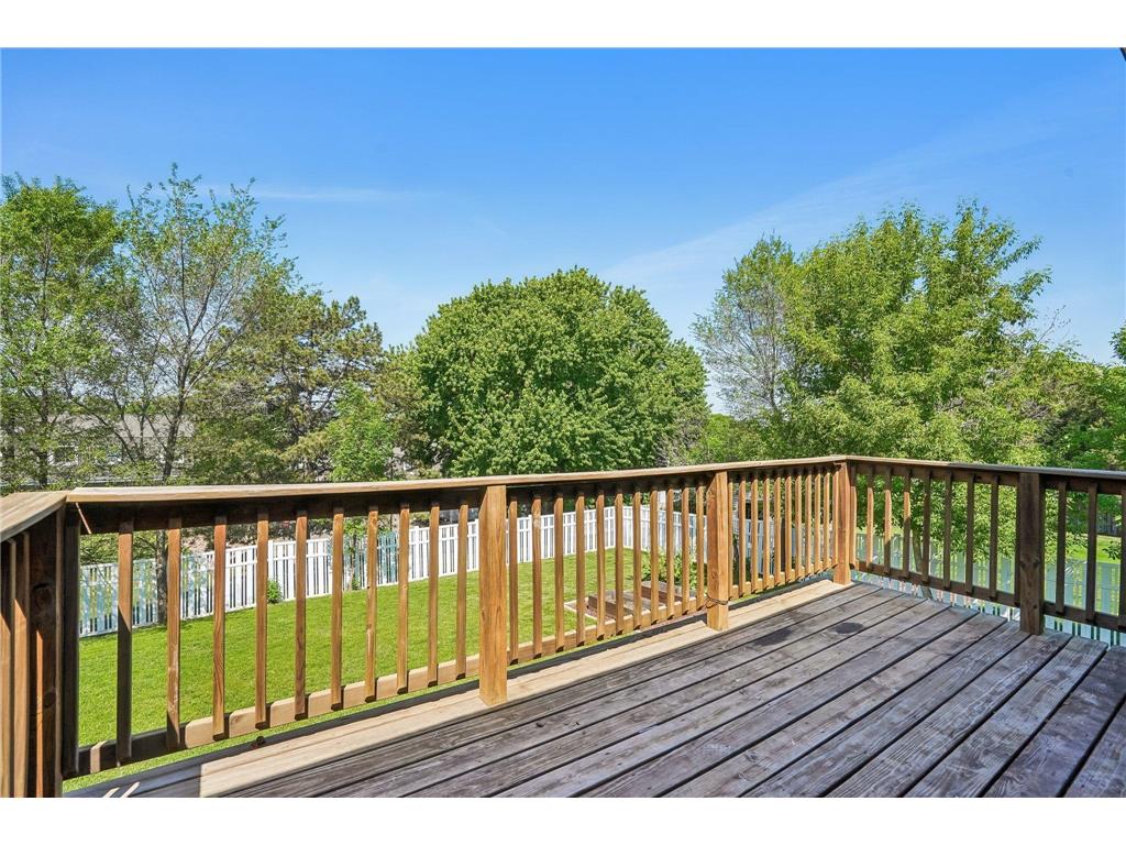 425 Crestview Drive S Maplewood MN 55119 7083829 image60