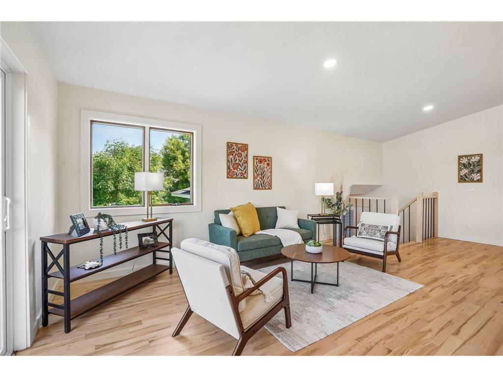 425 Crestview Drive S Maplewood MN 55119 7083829 image9