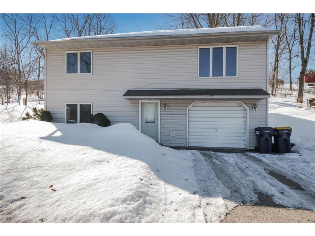 425 E Main Street Ellsworth Twp WI 54011 6347852 image1