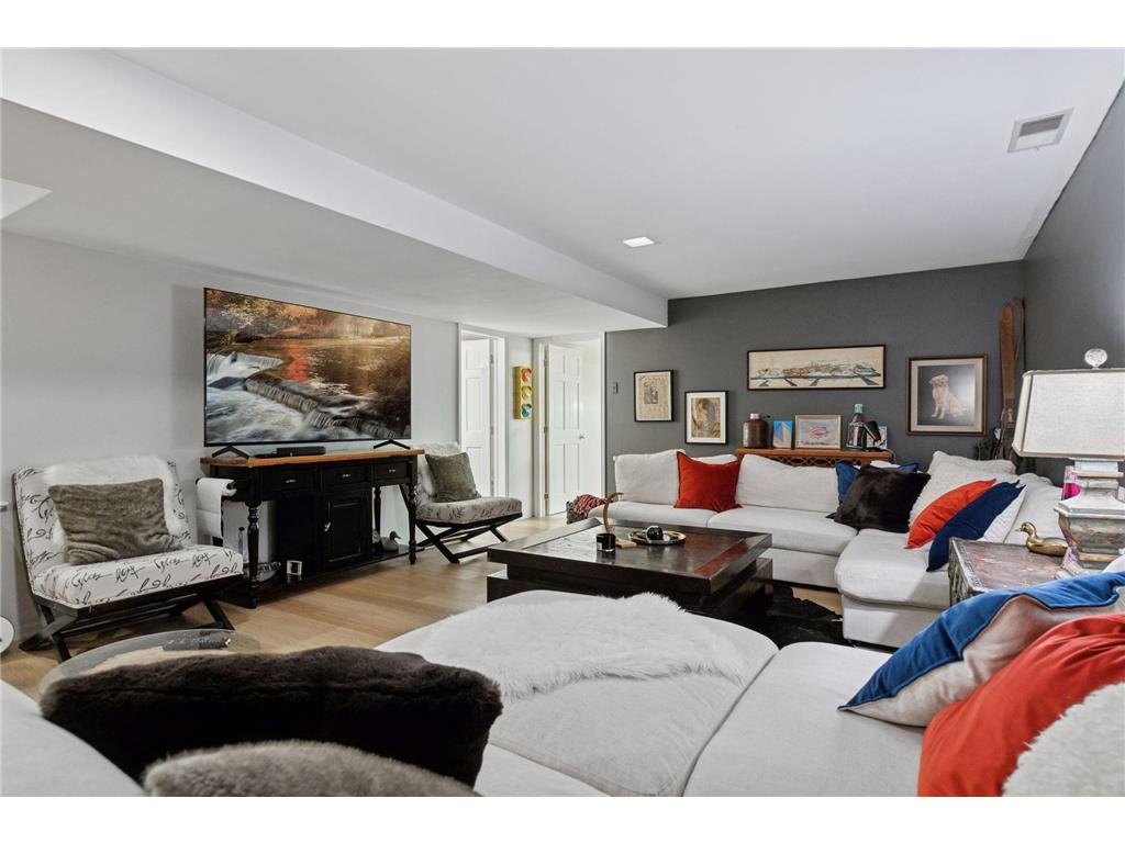 425 Ferndale Road N Orono MN 55391 7057354 image17