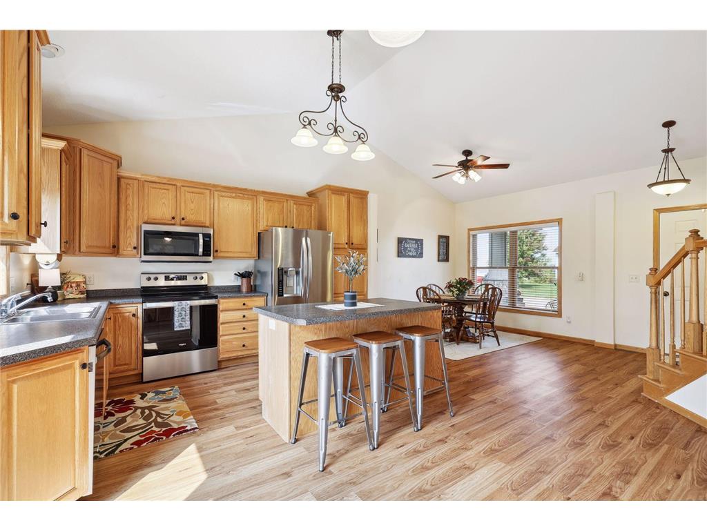 425 Fox Way, New Richmond, WI, 54017 MLS 6257033 Edina Realty