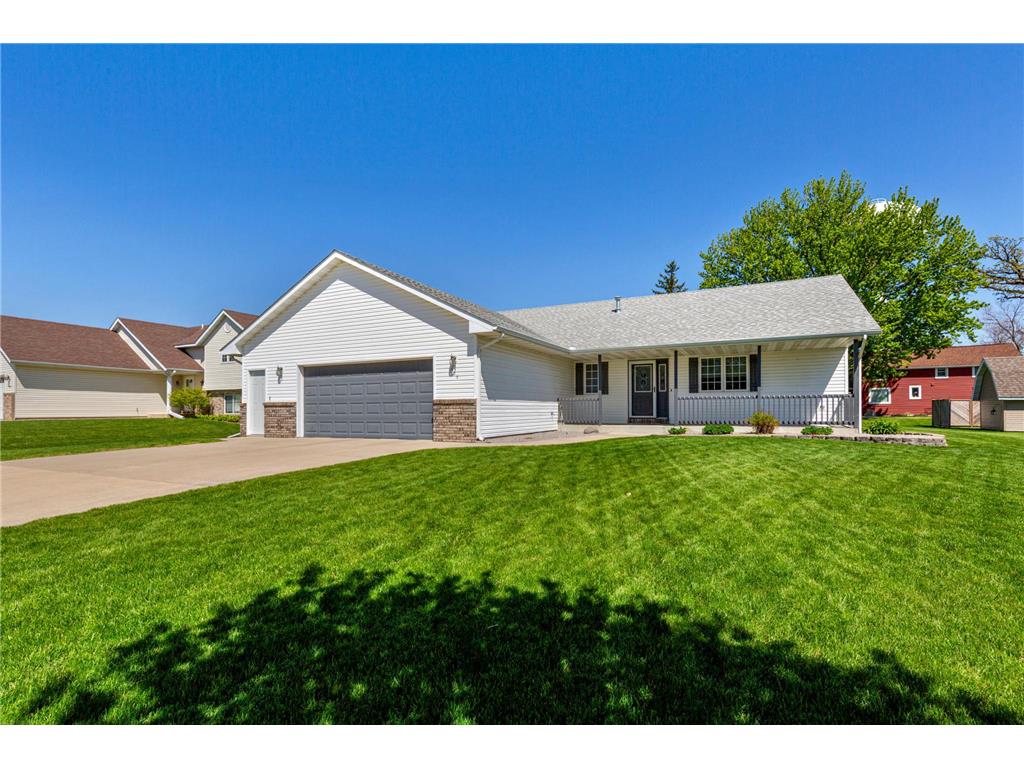 425 Hazeltine Place NE Owatonna MN 55060 7068877 image1