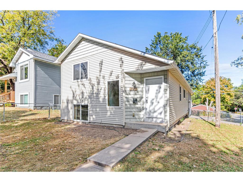 425 Jessamine Avenue E Saint Paul MN 55130 6552613 image1