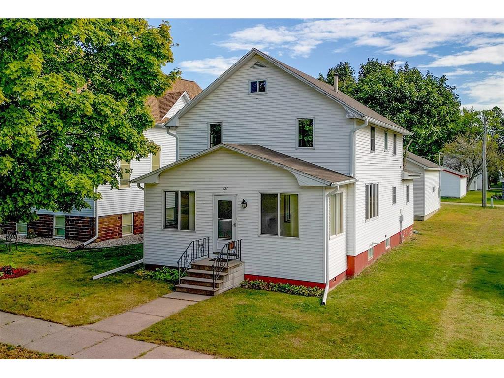 425 S Broadway Wells MN 56097 6603491 image1