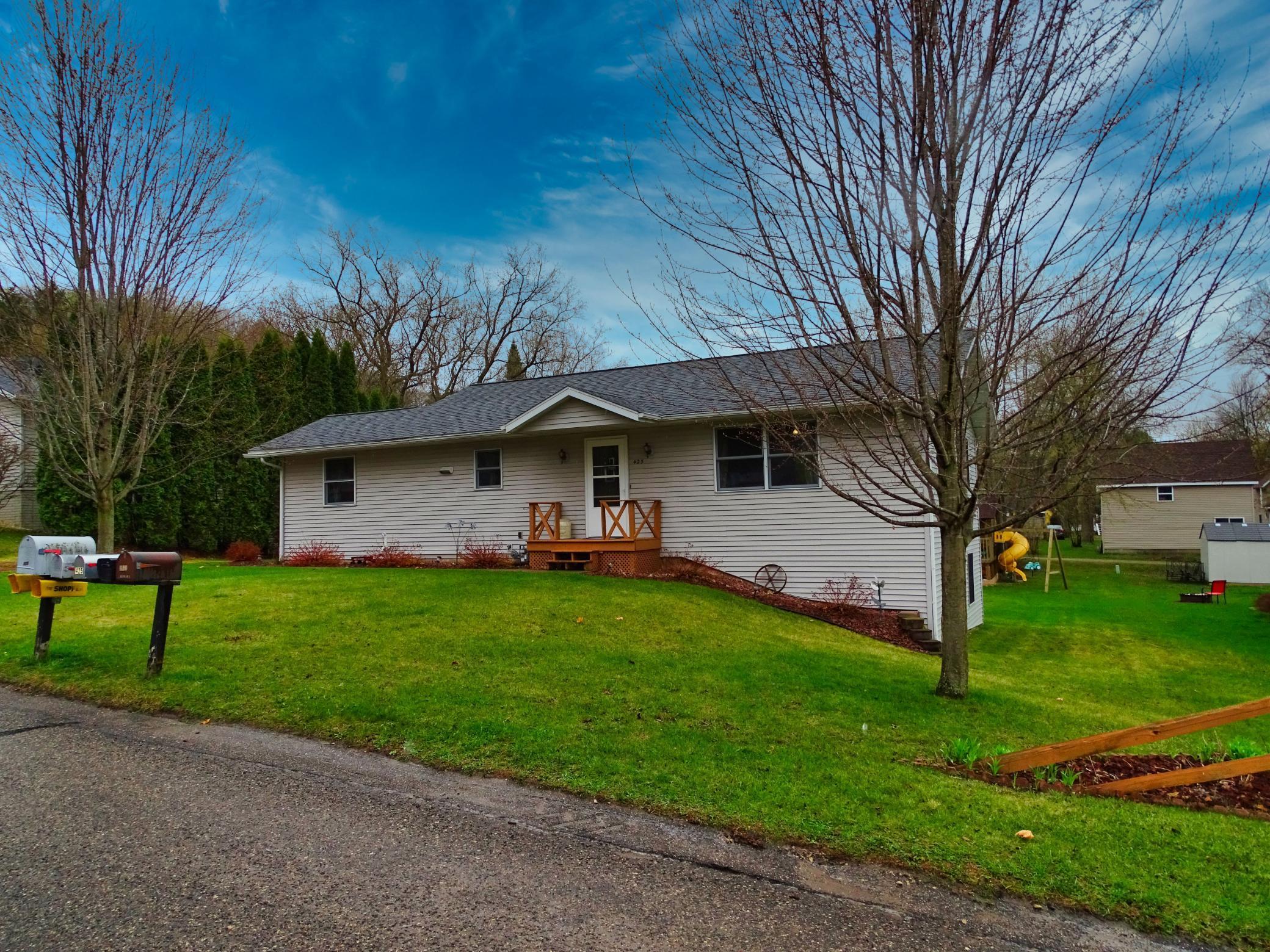 425 S Woodworth Street, Elmwood, WI 54740 MLS 5739770 Edina Realty