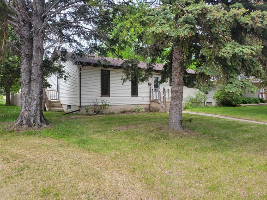 425 Spruce Avenue S Thief River Falls MN 56701 7083900 image14