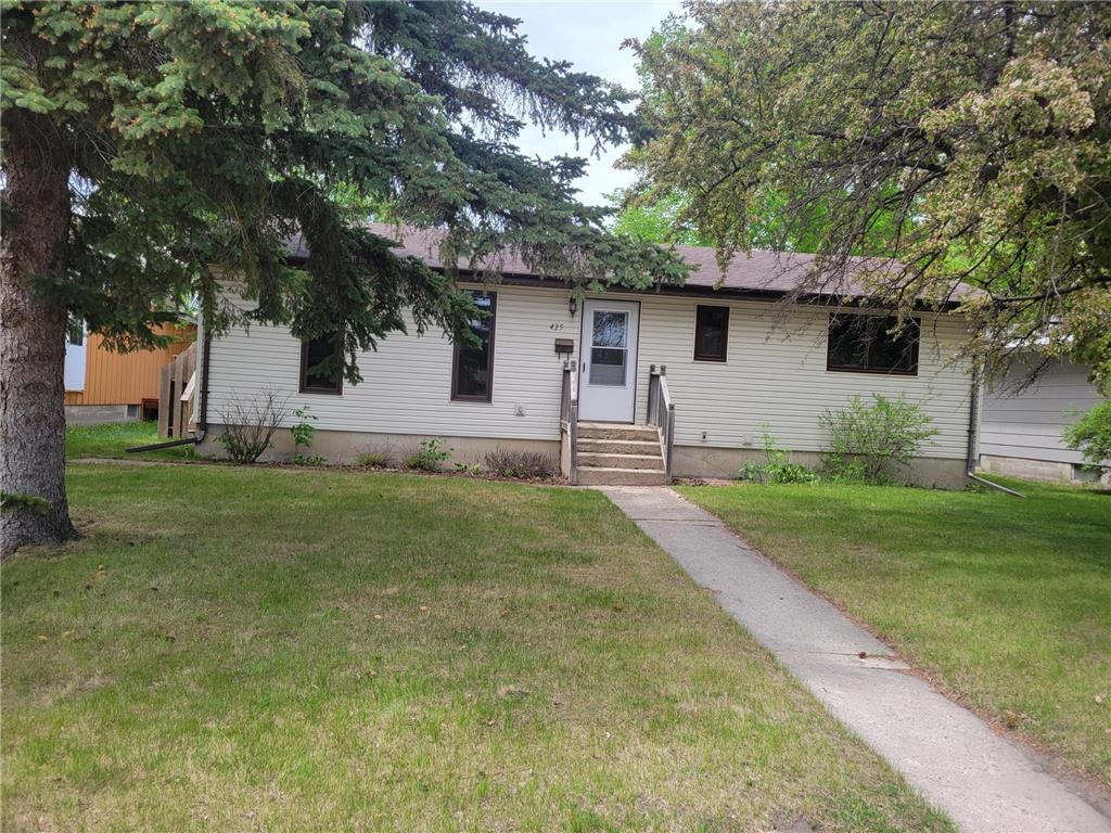 425 Spruce Avenue S Thief River Falls MN 56701 7083900 image16