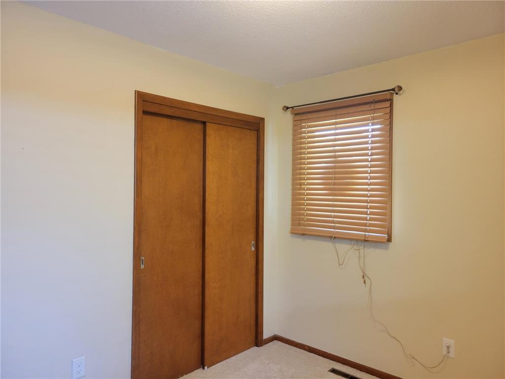 425 Spruce Avenue S Thief River Falls MN 56701 7083900 image5
