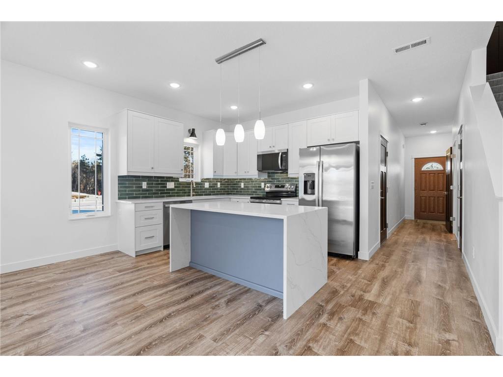 425 W 8th Street #19 New Richmond WI 54017 6761606 image3