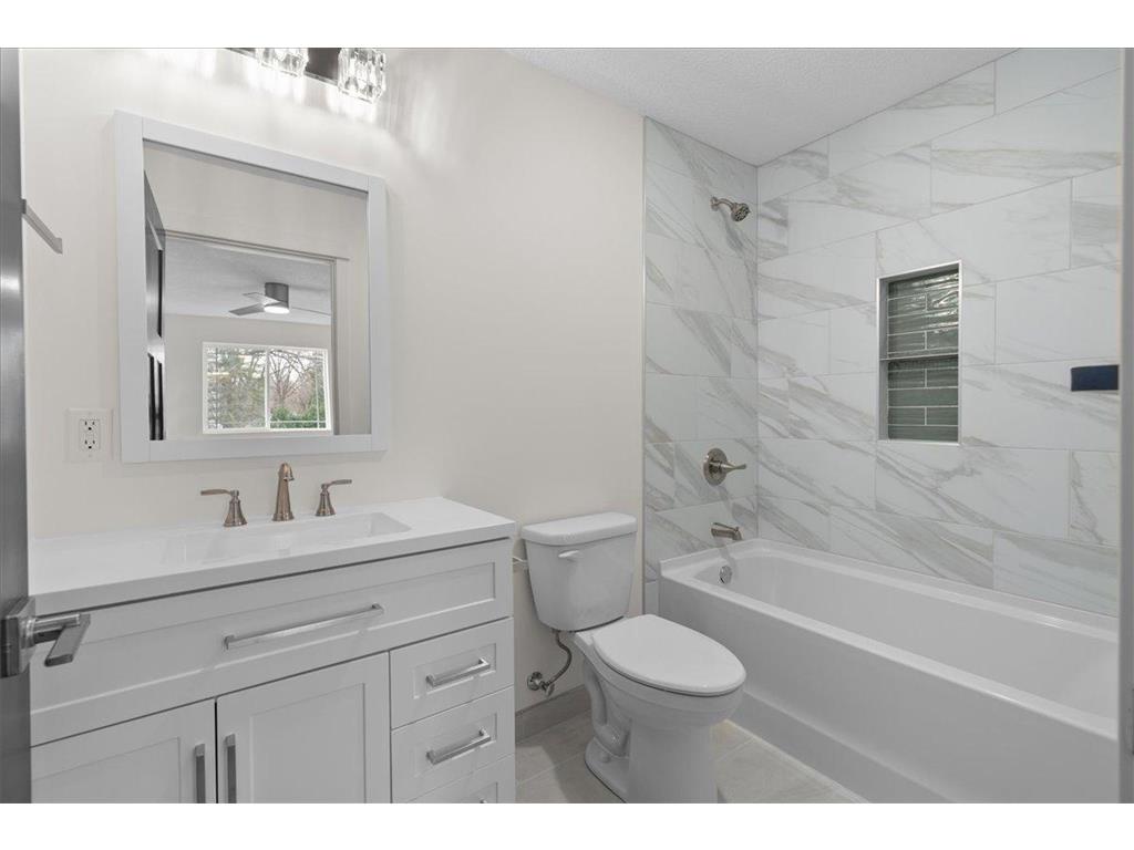 425 W 8th Street #20 New Richmond WI 54017 6804210 image17