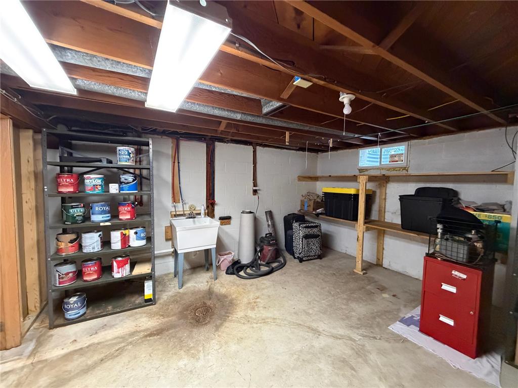 425 W Dodge Street Luverne MN 56156 7086298 image36