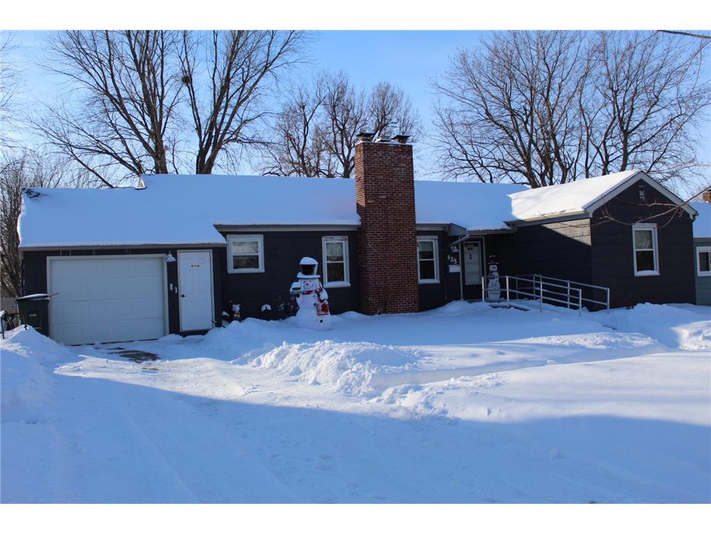 425 W Lincoln Street Luverne MN 56156 6319027 image1