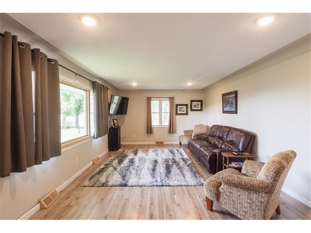 425 Walnut Street N Clearwater MN 55320 7102637 image16