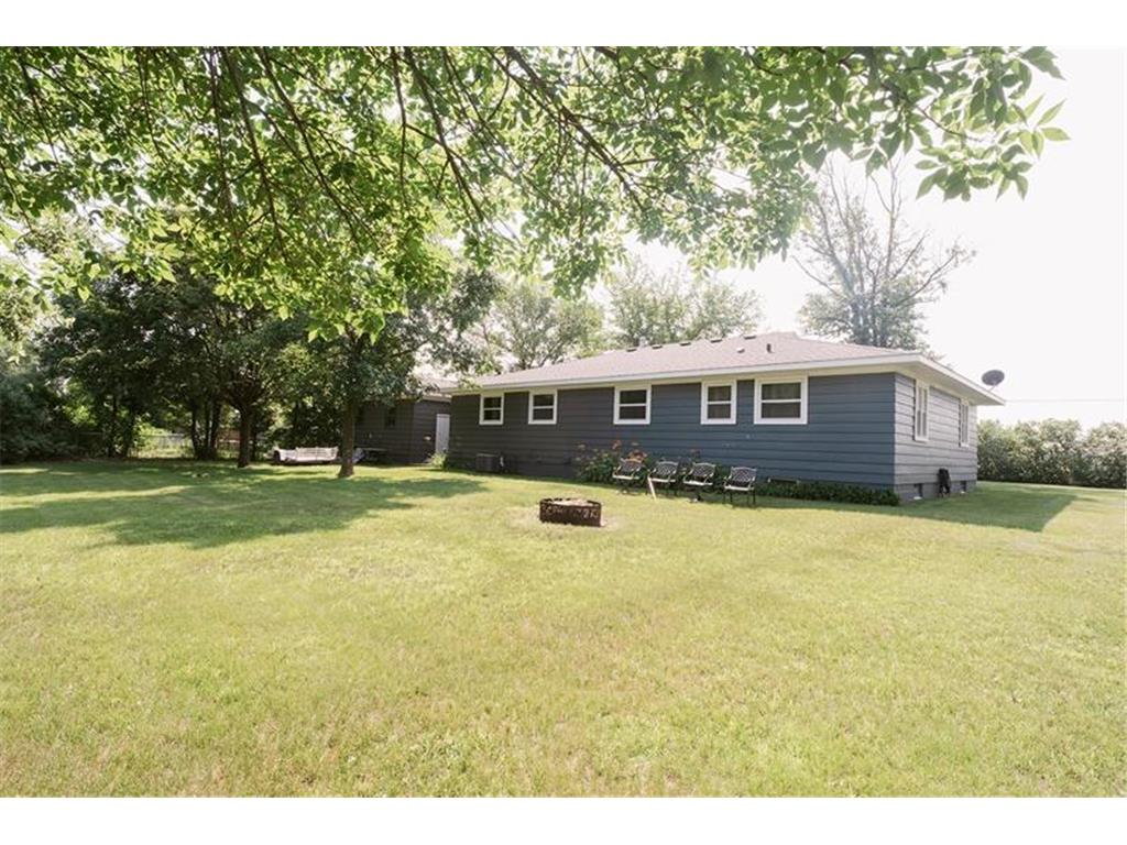 425 Walnut Street N Clearwater MN 55320 7102637 image4