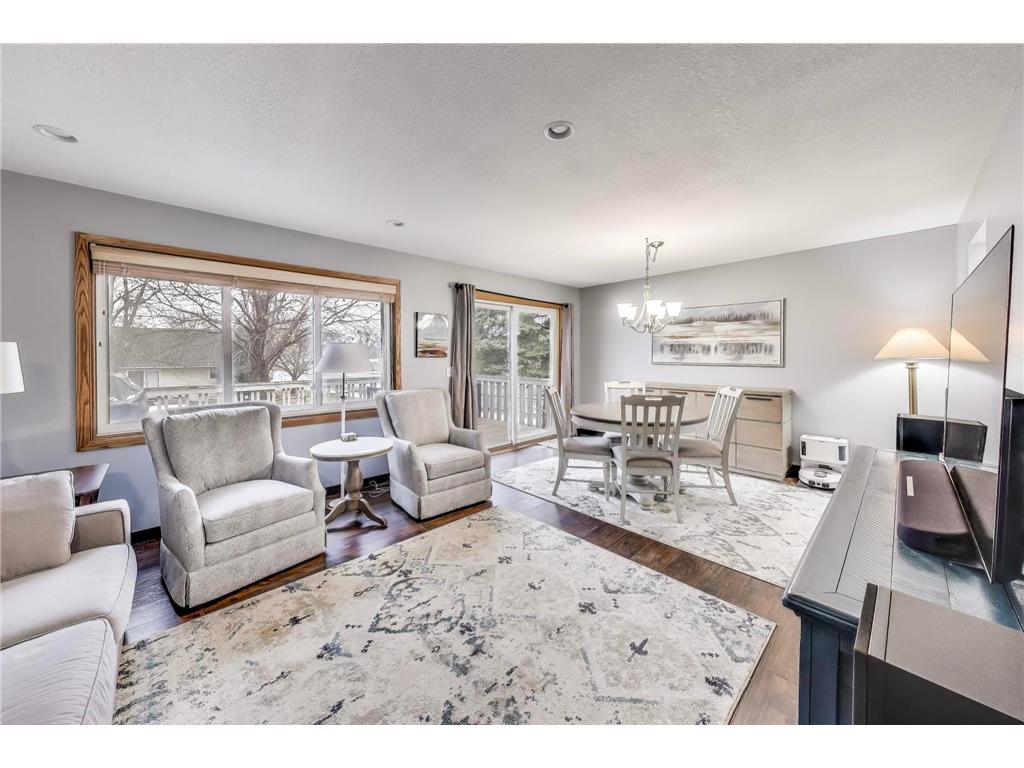 4250 W 136th Street Savage MN 55378 6640590 image1