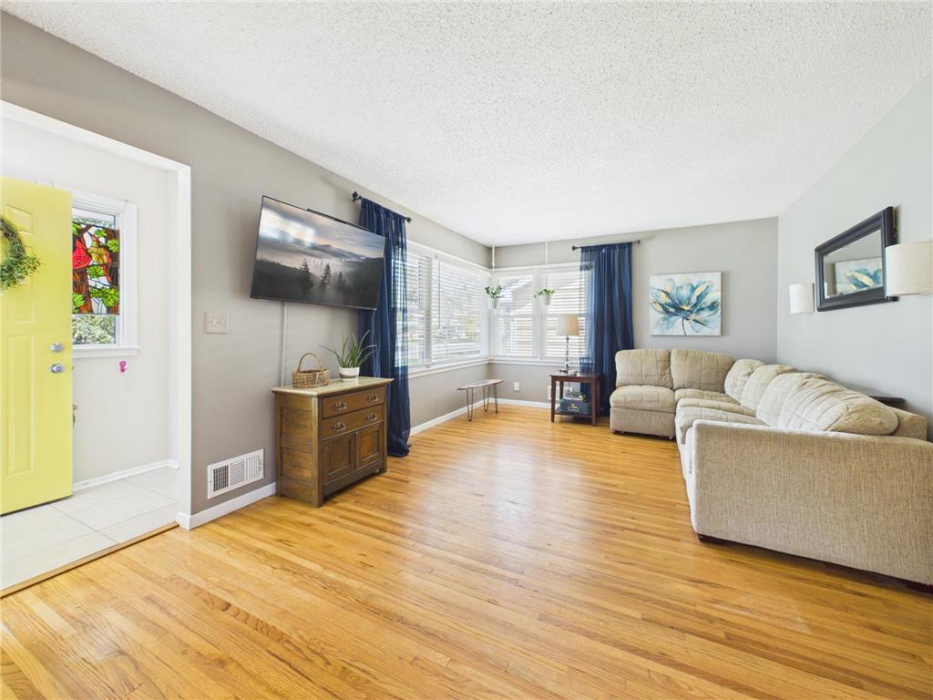 4250 Welcome Avenue N Crystal MN 55422 7070520 image19