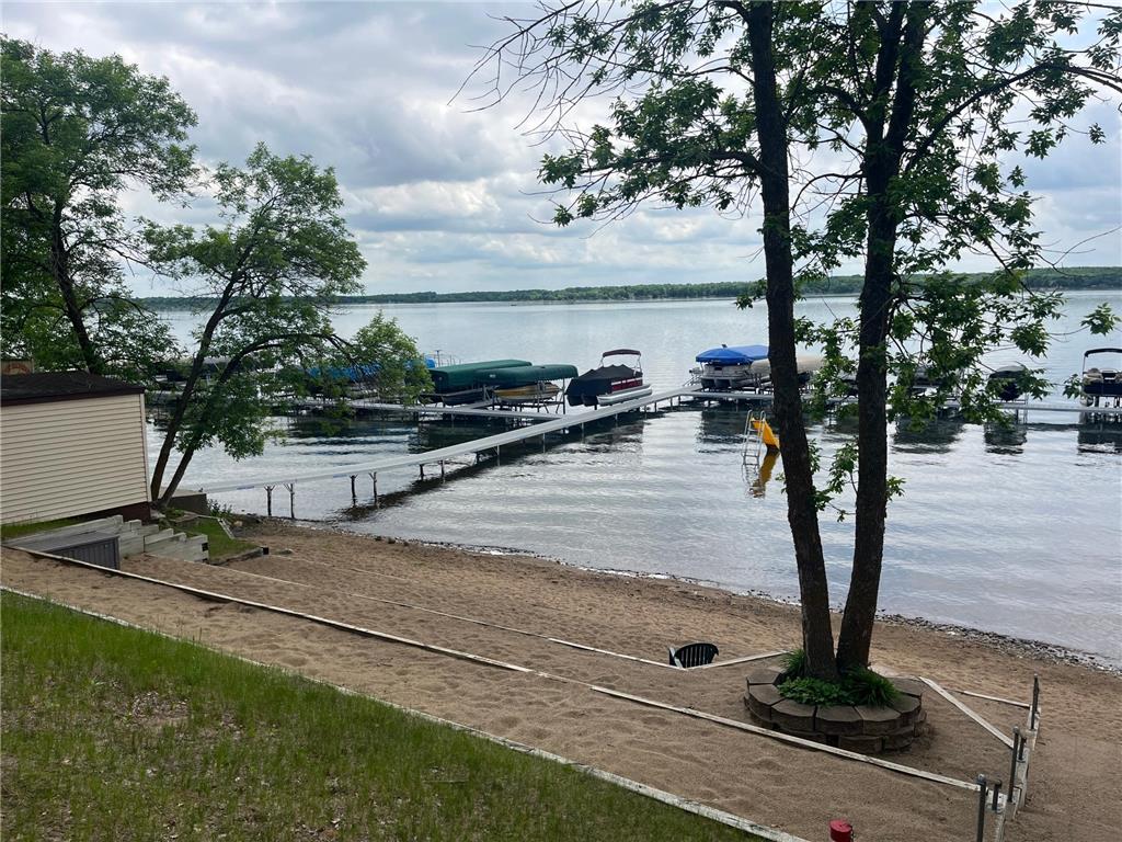 42502 unit 29 240th Henning MN 56551 - West Battle 7087110 image1