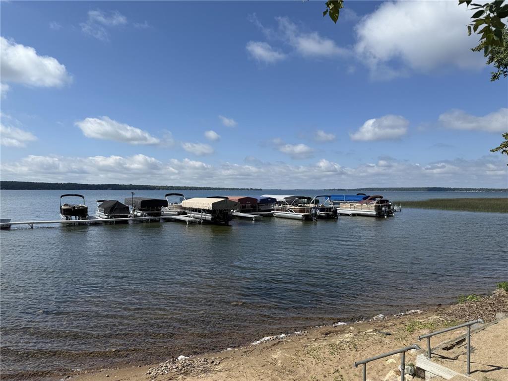 42502 unit 29 240th Henning MN 56551 - West Battle 7087110 image4