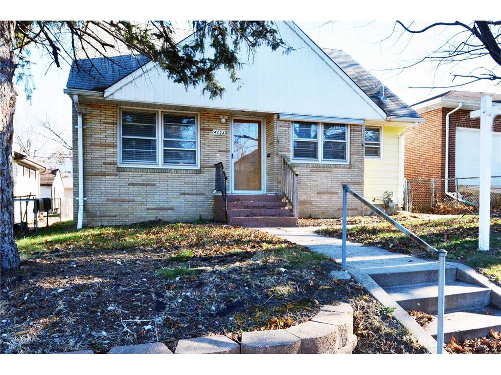 4253 6th Street NE Columbia Heights MN 55421 6468338 image1
