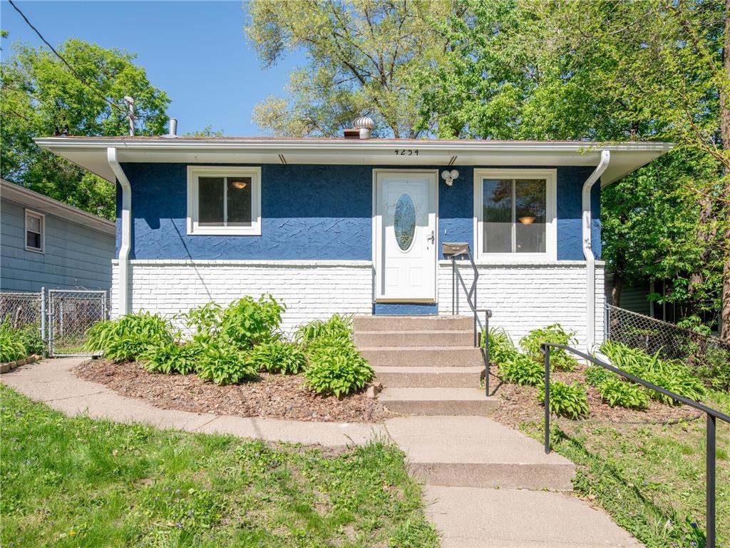4254 2nd Street NE Columbia Heights MN 55421 6719613 image1