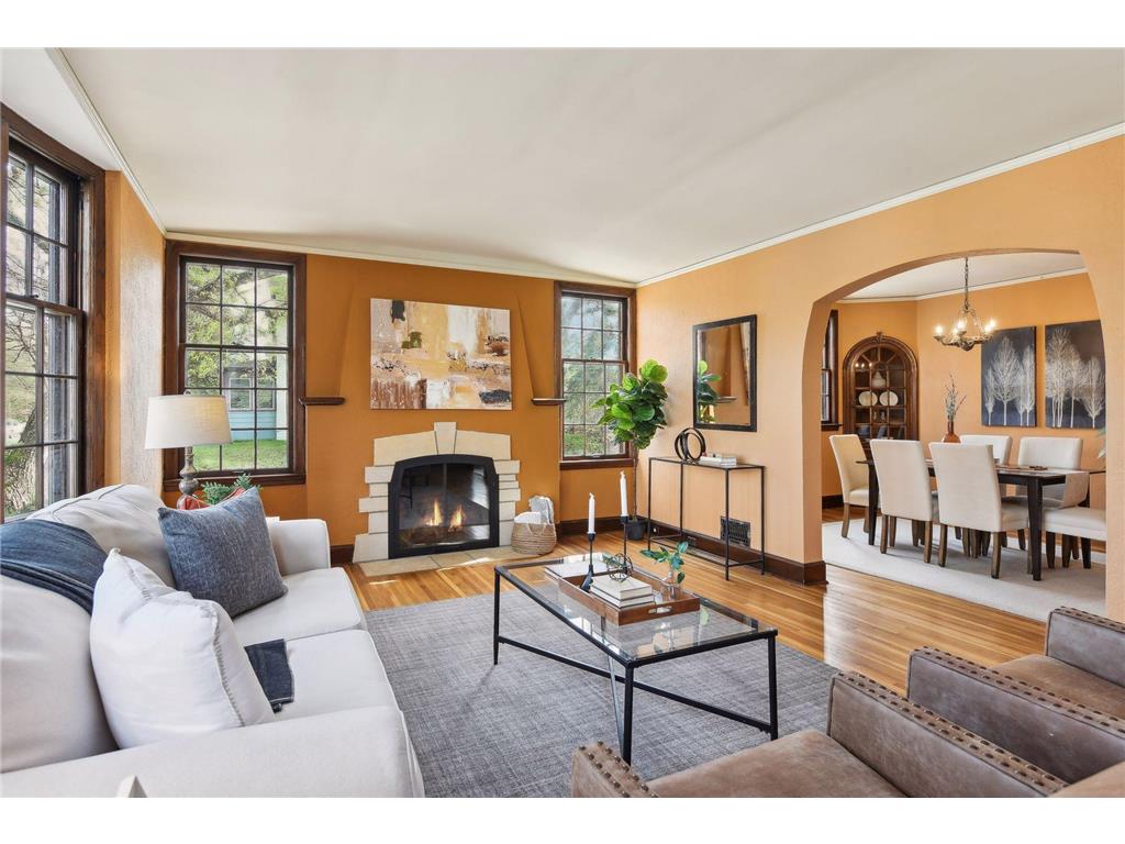 4254 Pleasant Avenue Minneapolis MN 55409 6530352 image1