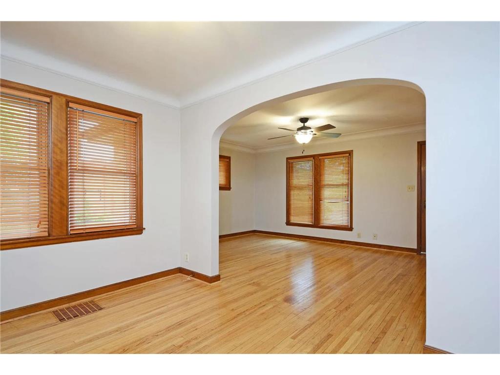 4255 Thomas Avenue N Minneapolis MN 55412 7105318 image10