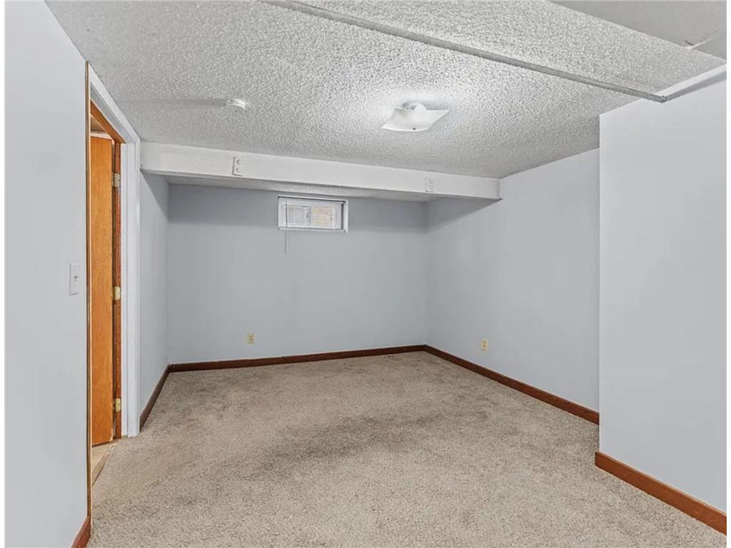 4255 Thomas Avenue N Minneapolis MN 55412 7105318 image19