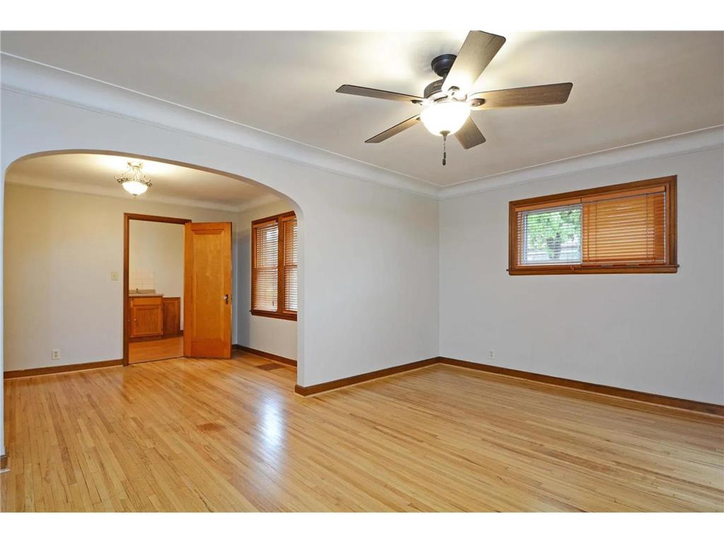 4255 Thomas Avenue N Minneapolis MN 55412 7105318 image8
