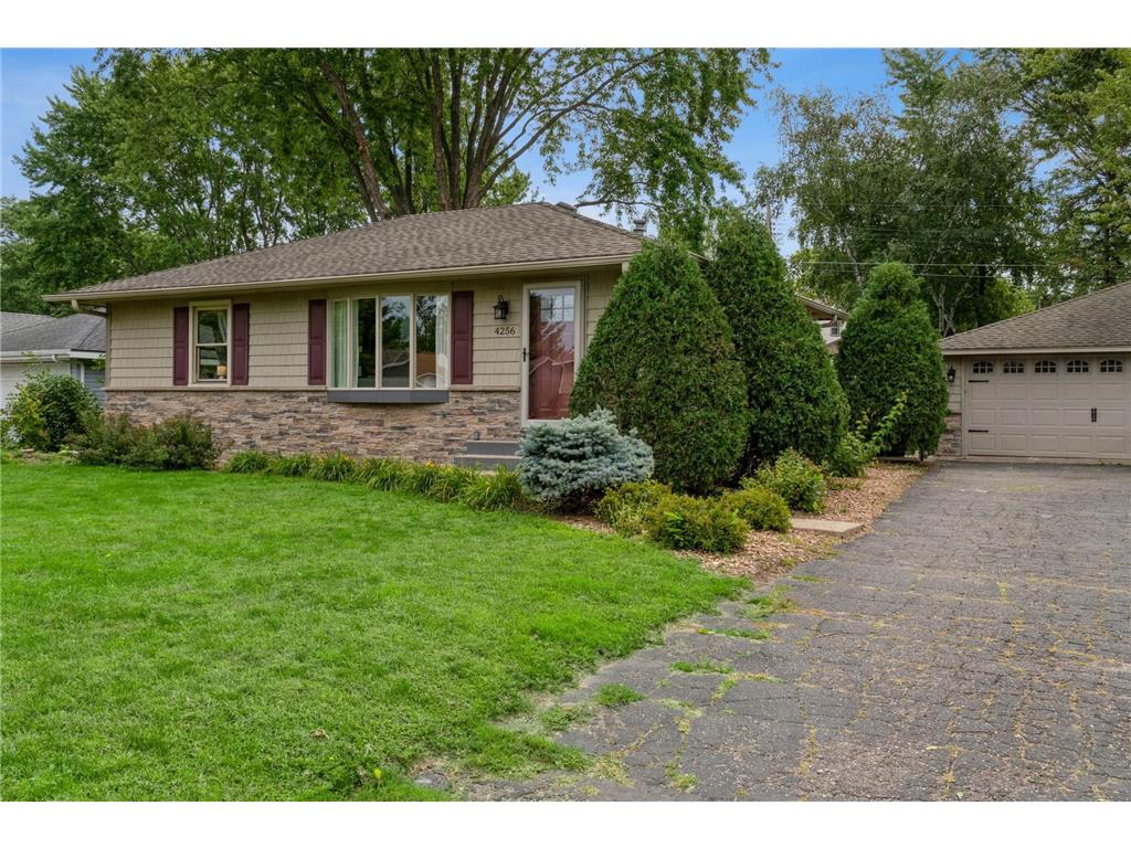 4256 Diamond Drive Eagan MN 55122 6635885 image1