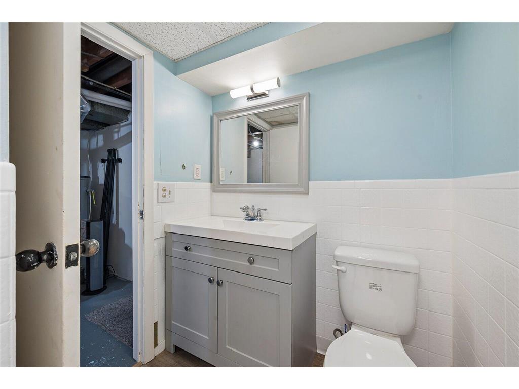 4257 5th Street NE Columbia Heights MN 55421 7072242 image16