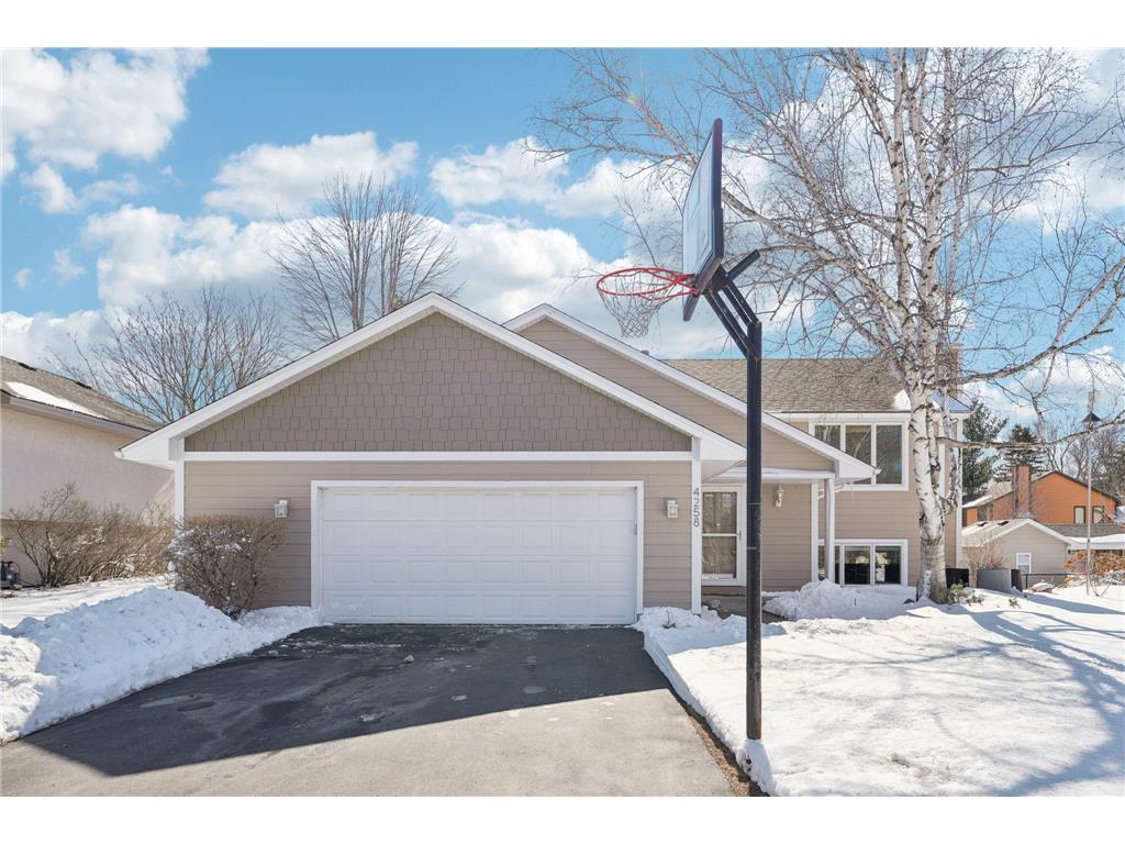 4258 Daniel Drive Eagan MN 55123 6681994 image1