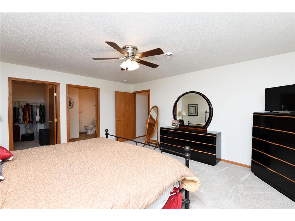 426 30th Street N Moorhead MN 56560 7076616 image16