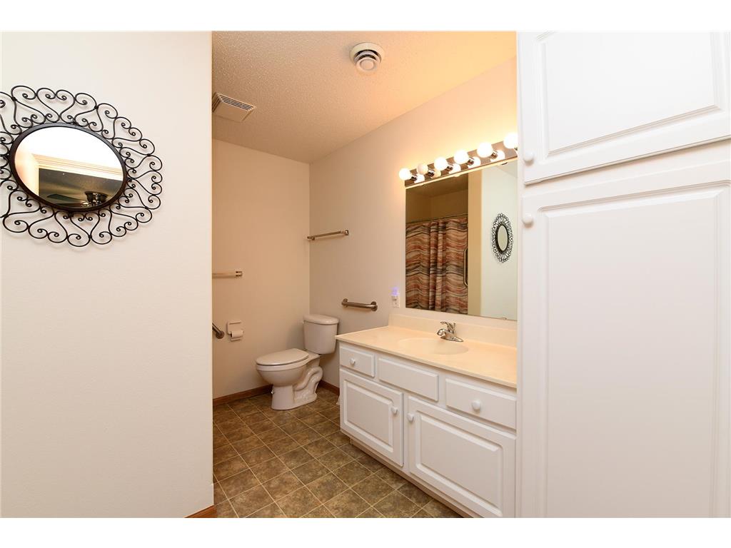 426 30th Street N Moorhead MN 56560 7076616 image21