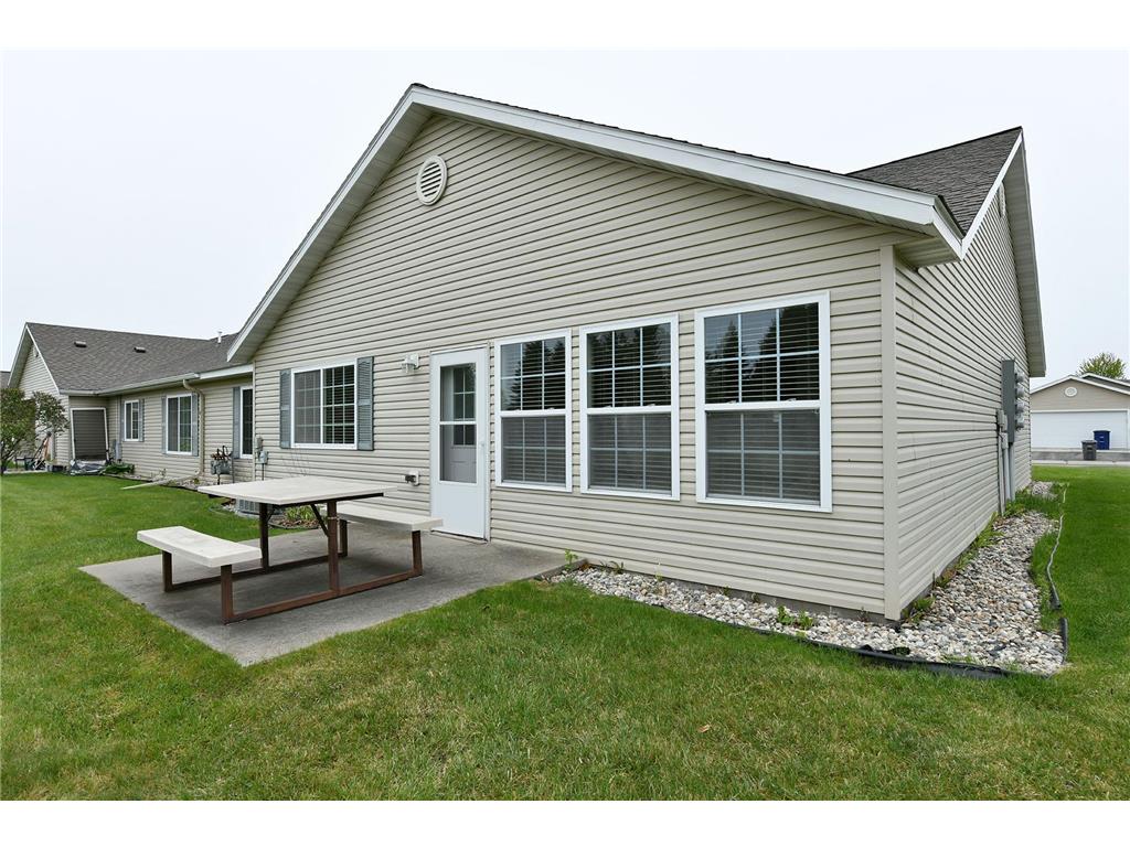 426 30th Street N Moorhead MN 56560 7076616 image3