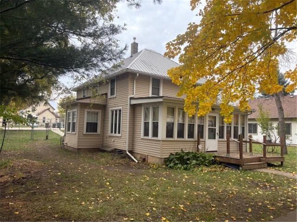 426 Monroe Street SE Hutchinson MN 55350 6763883 image1