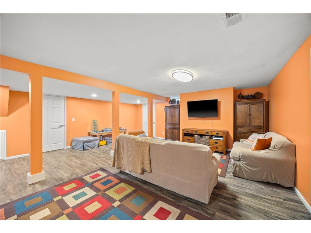426 N Gorman Avenue Litchfield MN 55355 7036761 image33