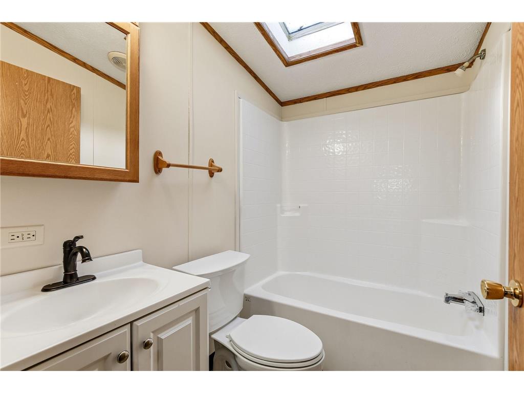 426 Railroad Avenue Ellsworth WI 54011 7079853 image18