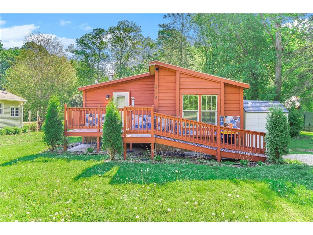 426 Railroad Avenue Ellsworth WI 54011 7079853 image2
