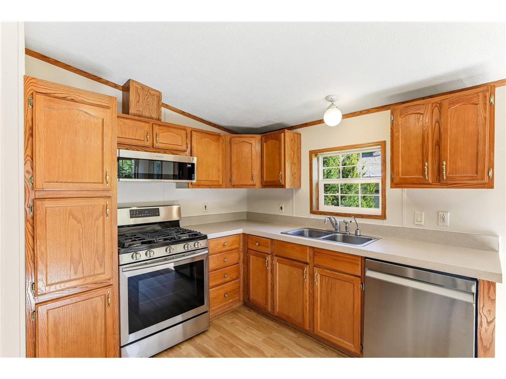 426 Railroad Avenue Ellsworth WI 54011 7079853 image8
