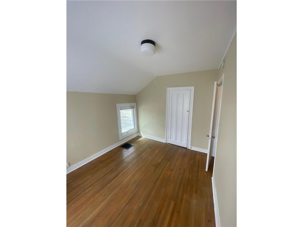 426 W 4th Street Winona MN 55987 7036886 image14