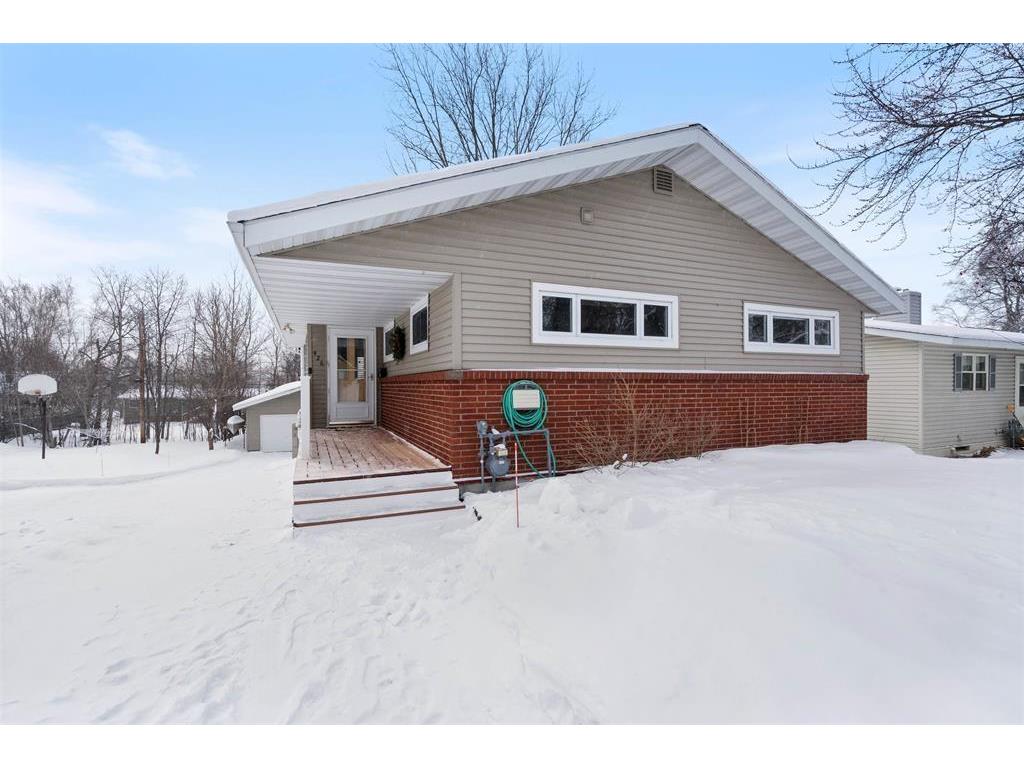 426 W Faribault Street Duluth MN 55803 7015564 image1