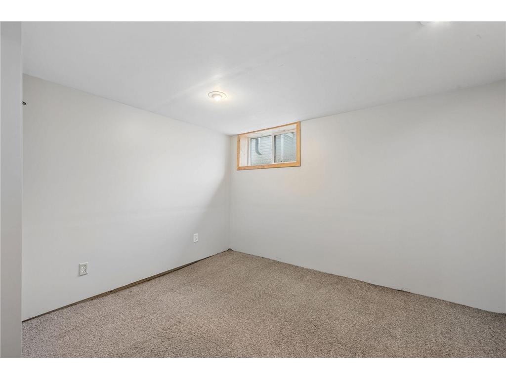 426 Webster Street Fairmont MN 56031 7050045 image25