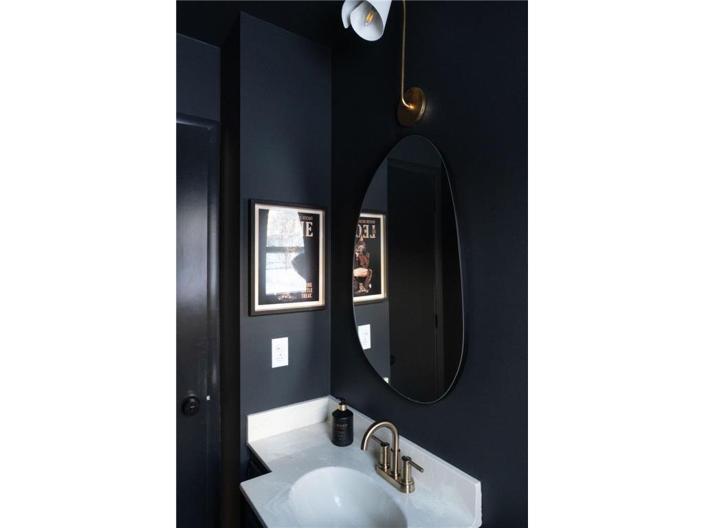 4261 Winchester Court Minnetonka MN 55345 7018342 image10