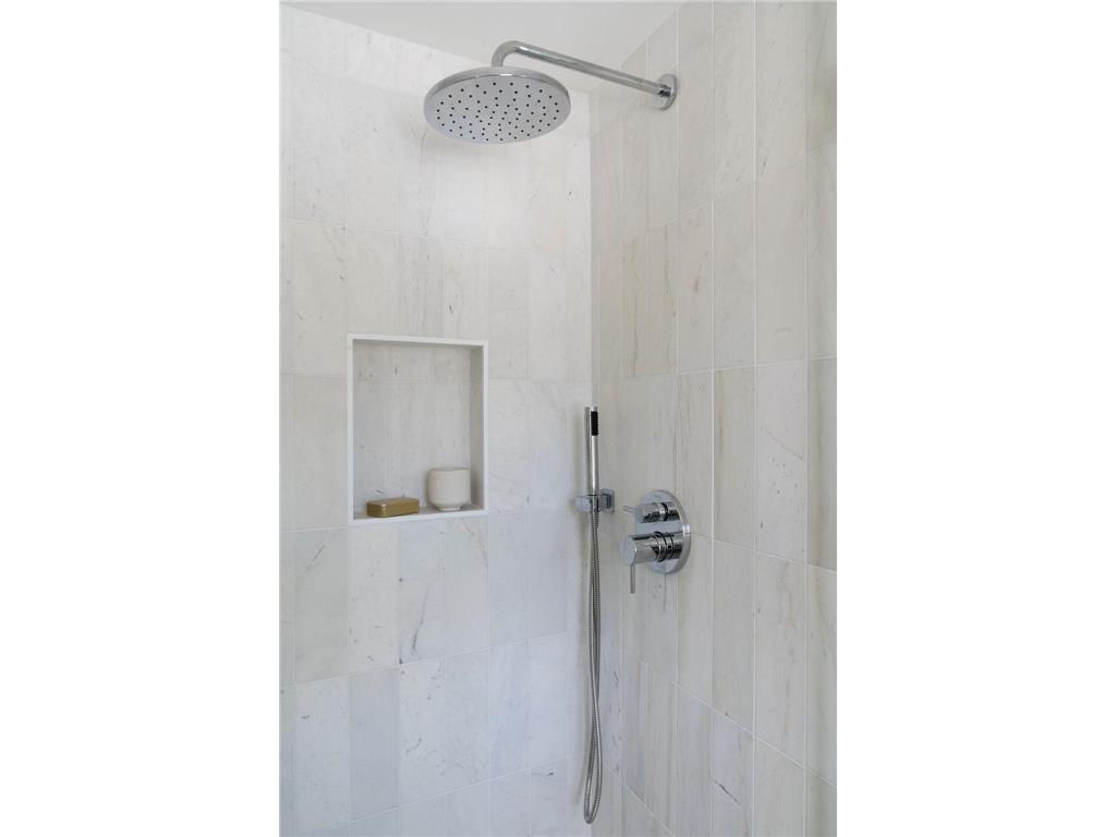 4261 Winchester Court Minnetonka MN 55345 7018342 image19