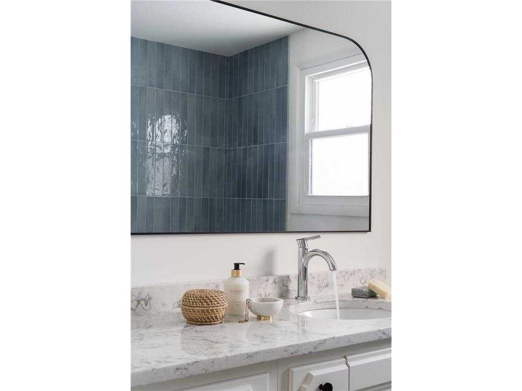 4261 Winchester Court Minnetonka MN 55345 7018342 image25