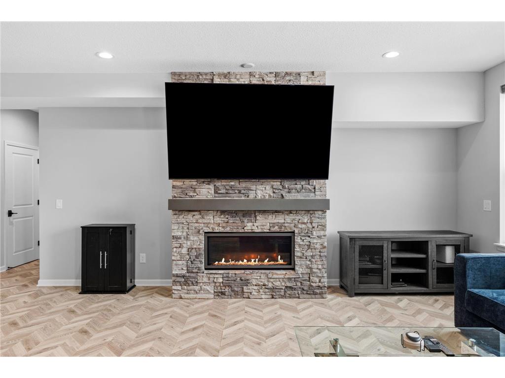 4263 Swallowtail Lane Woodbury MN 55129 7011908 image23