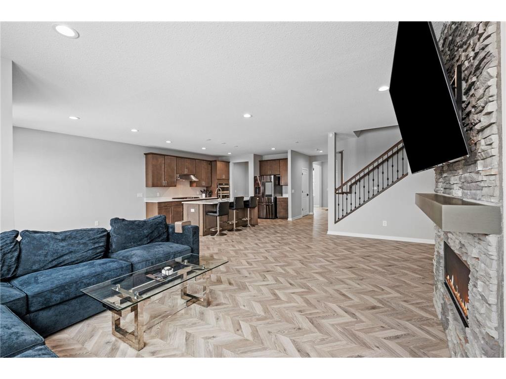 4263 Swallowtail Lane Woodbury MN 55129 7011908 image24