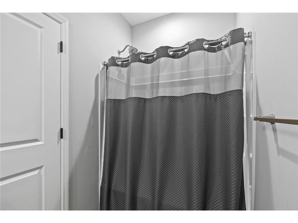 4263 Swallowtail Lane Woodbury MN 55129 7011908 image38