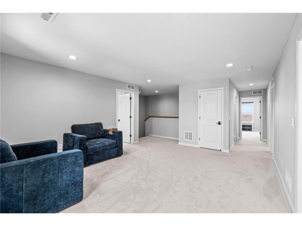 4263 Swallowtail Lane Woodbury MN 55129 7011908 image40