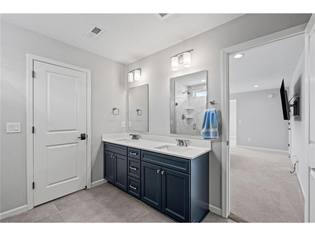 4263 Swallowtail Lane Woodbury MN 55129 7011908 image57